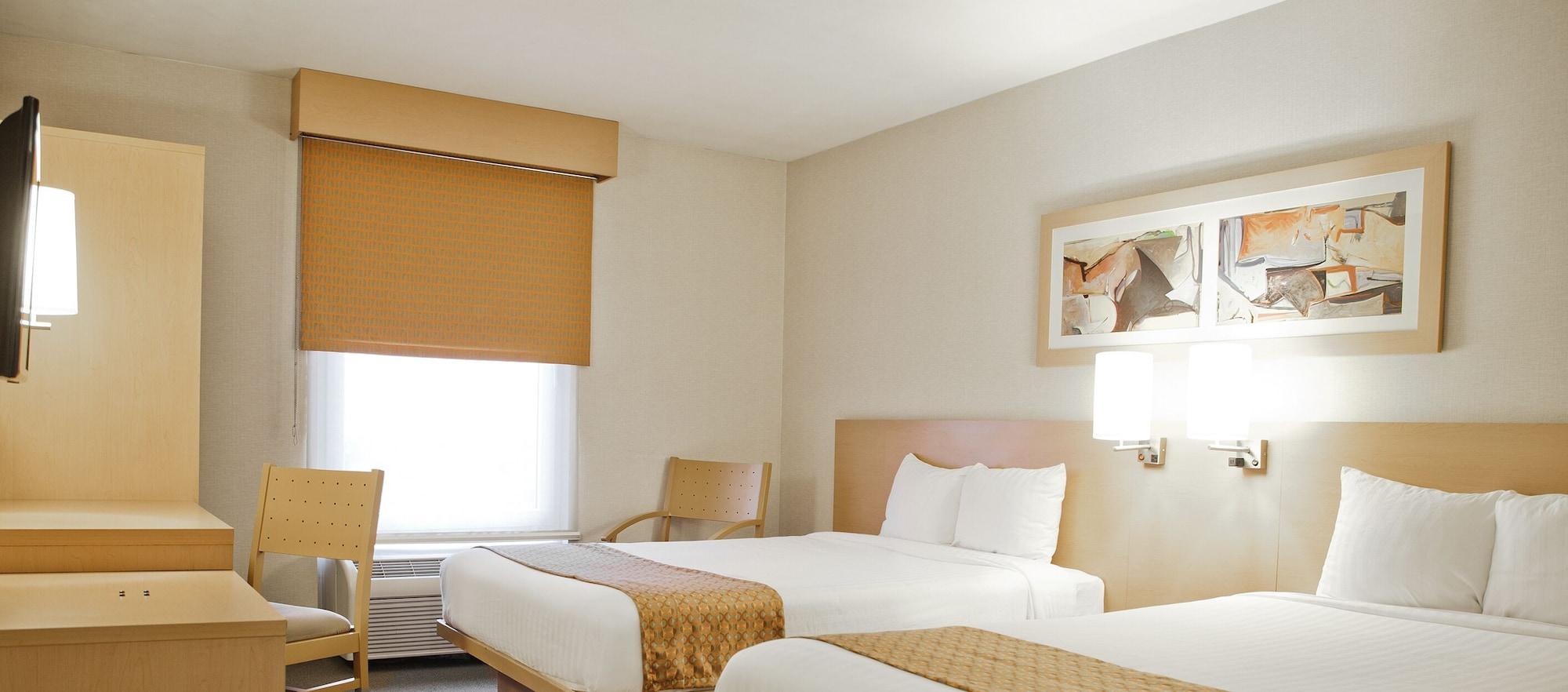 City Express By Marriott Celaya Parque Exterior photo